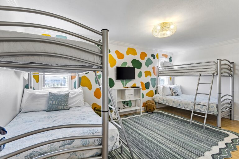 Vacation Rental Bunk Bed Room - 1