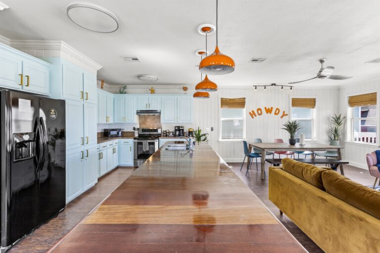 Island Between Kitchen And Living Room